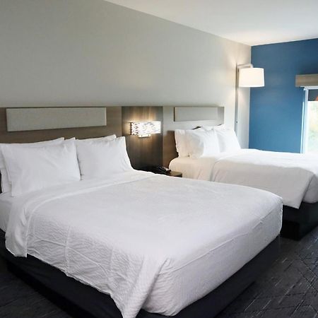 Holiday Inn Express Baton Rouge North By Ihg Zachary Bagian luar foto