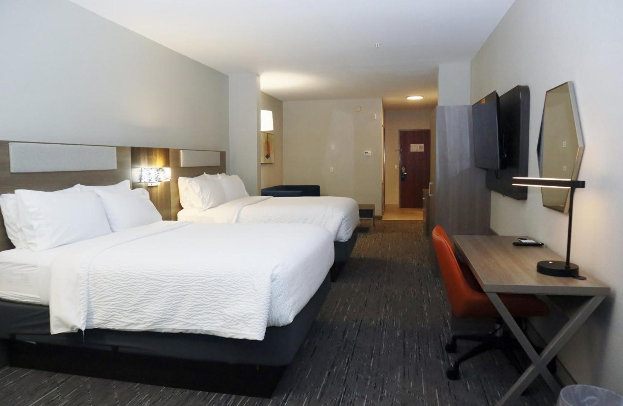 Holiday Inn Express Baton Rouge North By Ihg Zachary Bagian luar foto