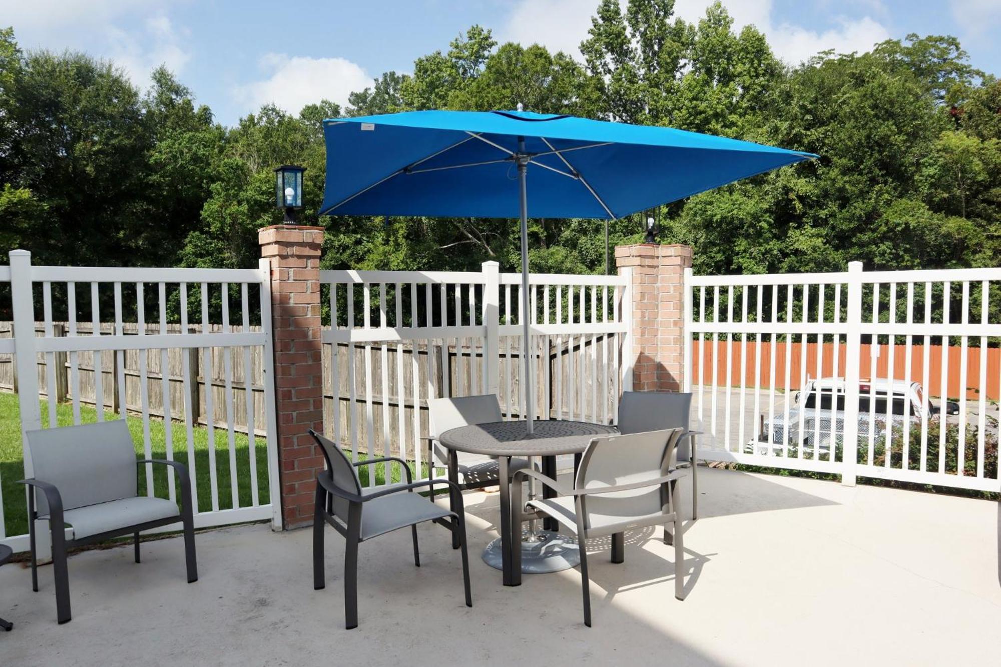 Holiday Inn Express Baton Rouge North By Ihg Zachary Bagian luar foto